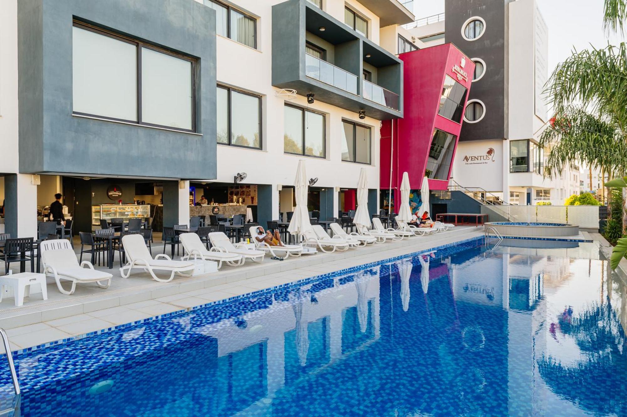 Royal Palace Hotel Nicosia Exterior foto